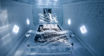 Art suite Icehotel 365