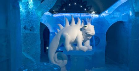 dragon of snow and ice in icehotel