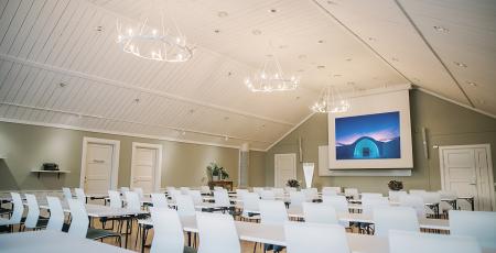 Large meeting room with board room seating