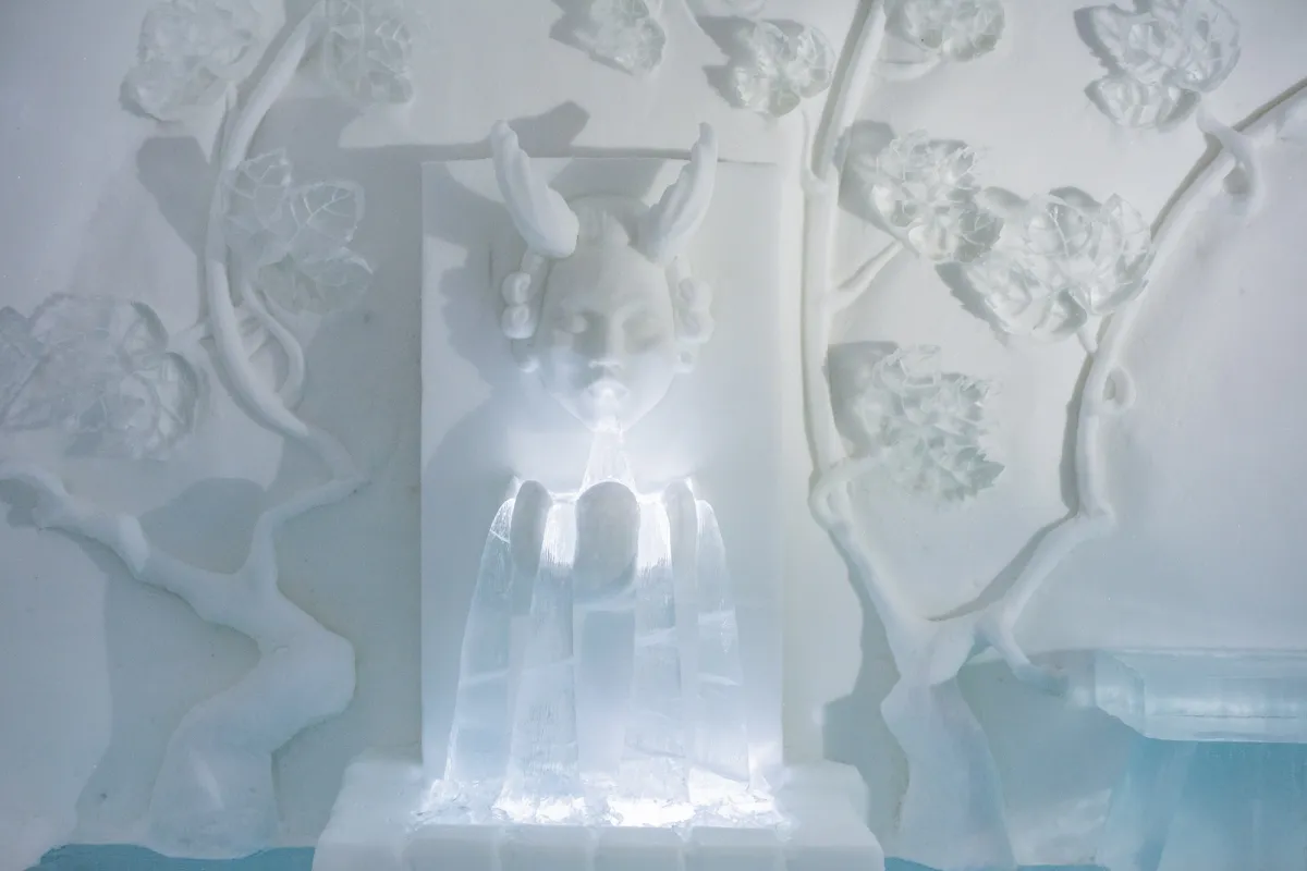 Art Suite Vila vid denna källa by Tjåsa Gusfors & Ulrika Tallving