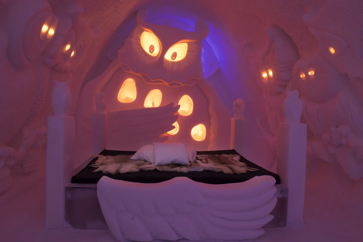 Visit art Suite Parliament of Owls | ICEHOTEL