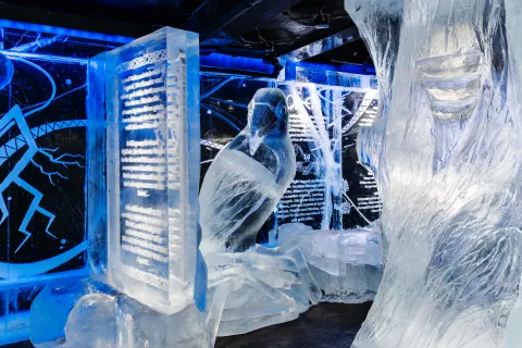 ICEBAR BY ICEHOTEL Stockholm Yggdrasil by Tjåsa Gusfors & Isabelle Gasse